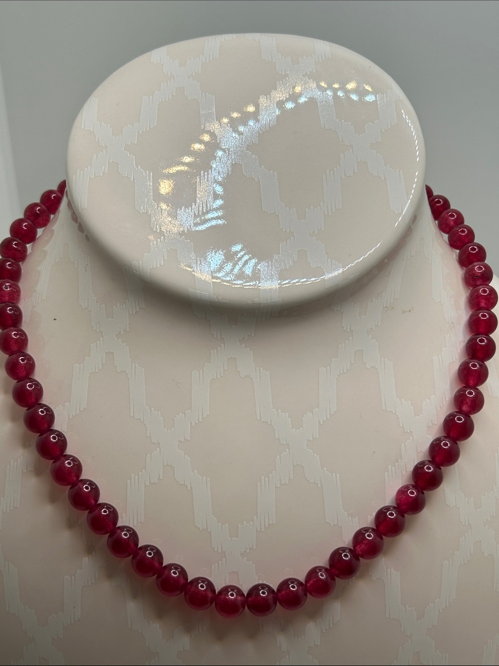 Red Agate Bead Necklace - Classic Women's Jewelry